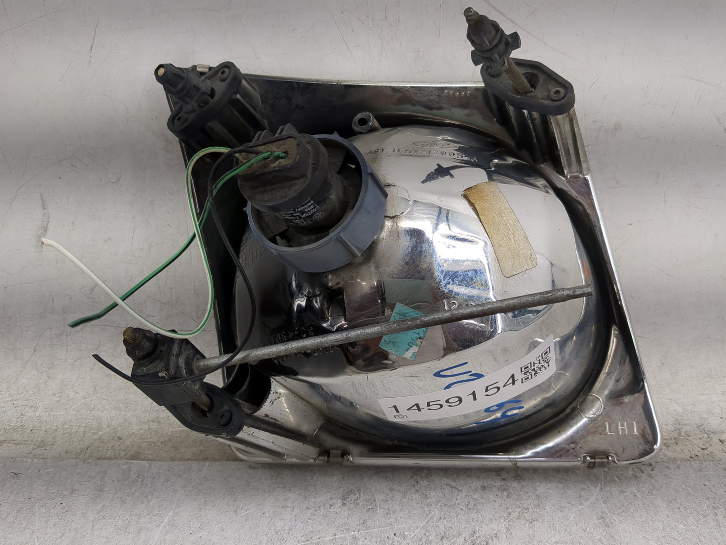 2004 Ford Explorer Driver Left Oem Front Light Lamp - Oemusedautoparts1.com