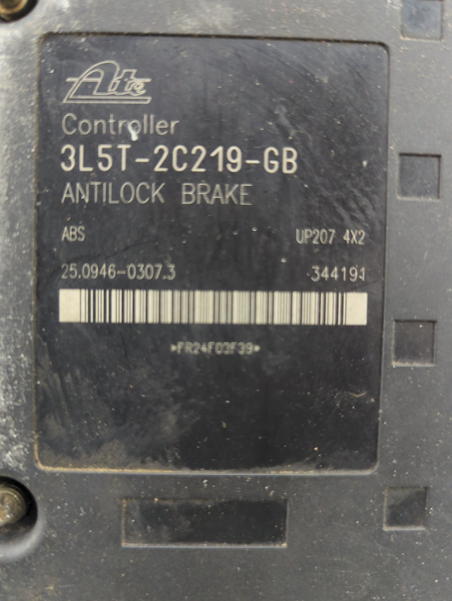 2004-2005 Ford Explorer ABS Pump Control Module Replacement P/N:3L5T-2C219-GB Fits Fits 2004 2005 OEM Used Auto Parts - Oemu