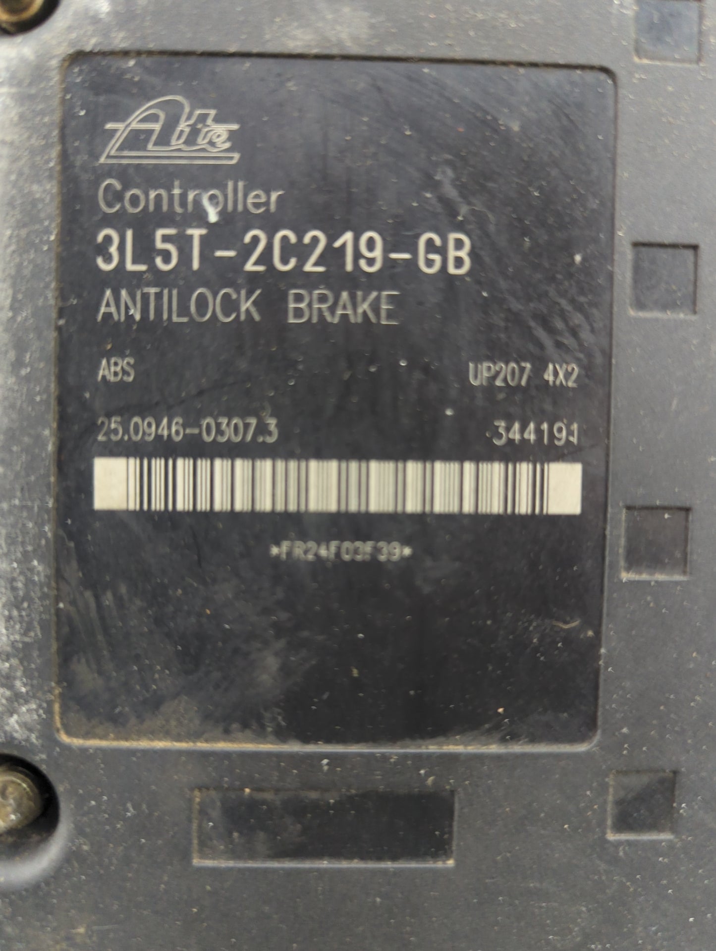 2004-2005 Ford Explorer ABS Pump Control Module Replacement P/N:3L5T-2C219-GB Fits Fits 2004 2005 OEM Used Auto Parts - Oemu