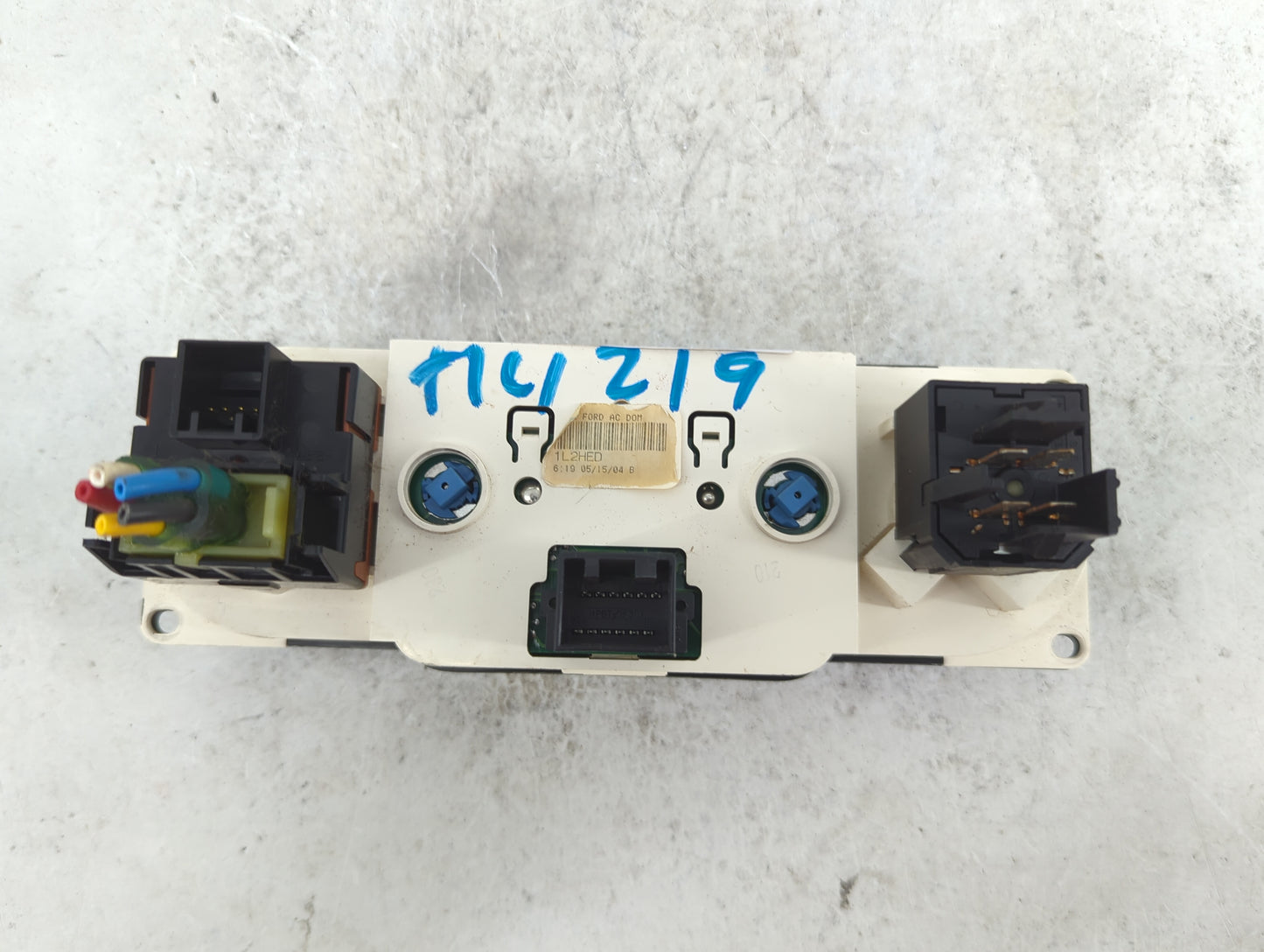 2007-2010 Ford Explorer Climate Control Module Temperature AC/Heater Replacement P/N:1L2H Fits Fits 2007 2008 2009 2010 OEM 