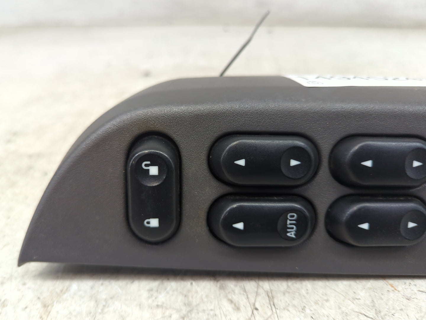 2004-2005 Ford Explorer Master Power Window Switch Replacement Driver Side Left P/N:4L2T-14540-AA 4L2T14540AAJADS Fits OEM U