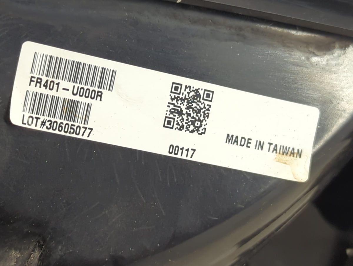 2004 Ford Explorer Tail Light Assembly Passenger Right OEM P/N:FR401-U000R Fits OEM Used Auto Parts - Oemusedautoparts1.com
