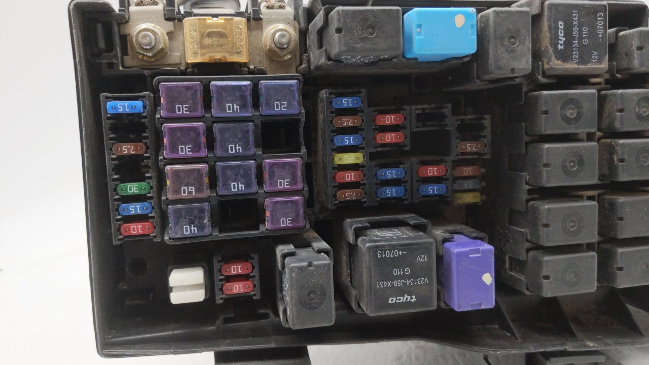 2002-2010 Ford Explorer Fusebox Fuse Box Panel Relay Module P/N:6L2T-14398-TL 6L2T-14398-XL Fits OEM Used Auto Parts - Oemus
