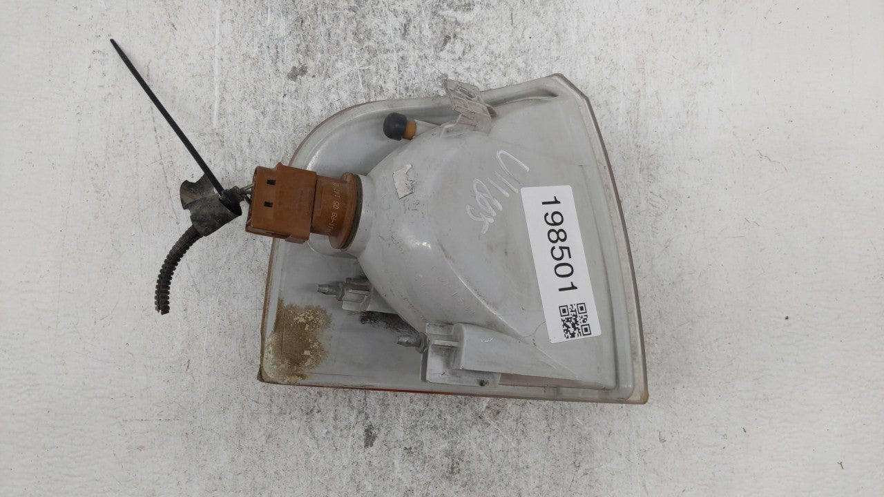 2004-2005 Ford Explorer Driver Left Oem Front Light Lamp - Oemusedautoparts1.com