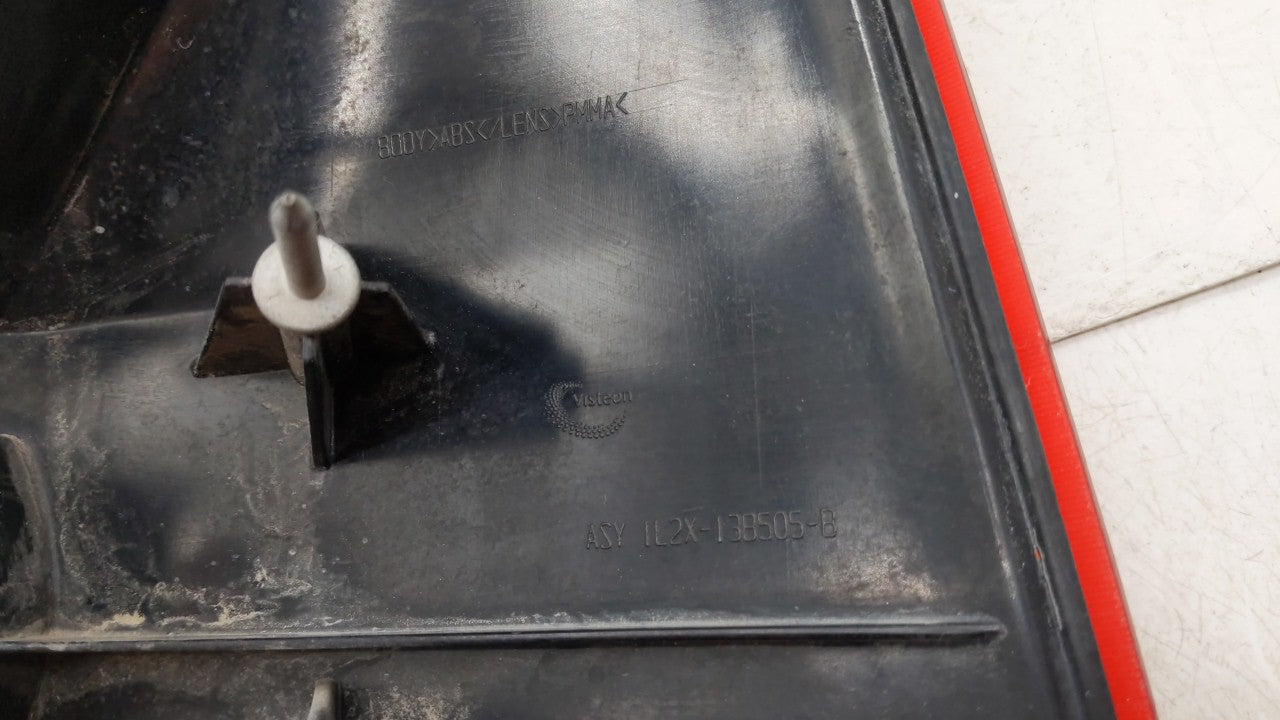 2002-2005 Ford Explorer Tail Light Assembly Driver Left OEM P/N:1L2X-13B505-B Fits Fits 2002 2003 2004 2005 OEM Used Auto Pa