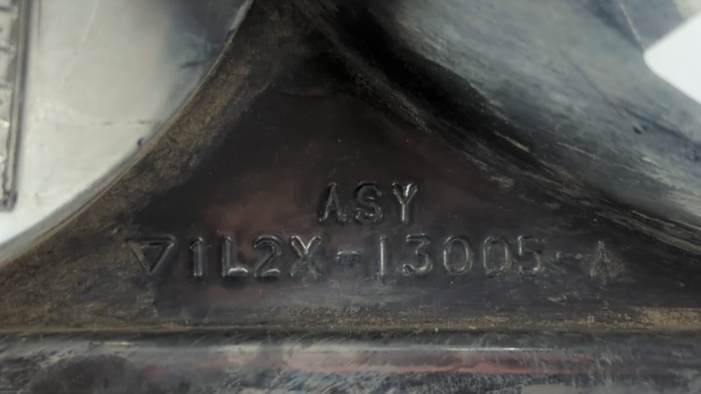 2002-2005 Ford Explorer Passenger Right Oem Head Light Headlight Lamp - Oemusedautoparts1.com