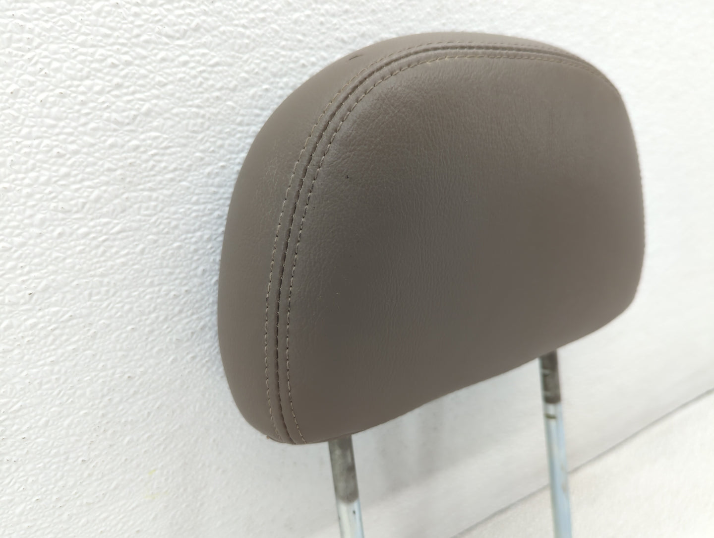 Ford Explorer Headrest Head Rest Rear Seat Brown - Oemusedautoparts1.com