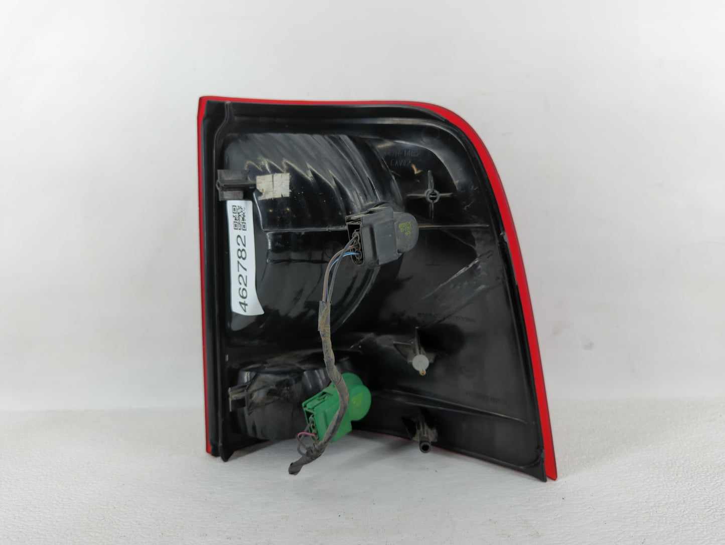 2002-2005 Ford Explorer Tail Light Assembly Driver Left OEM P/N:1L2X-13B505-B Fits Fits 2002 2003 2004 2005 OEM Used Auto Pa