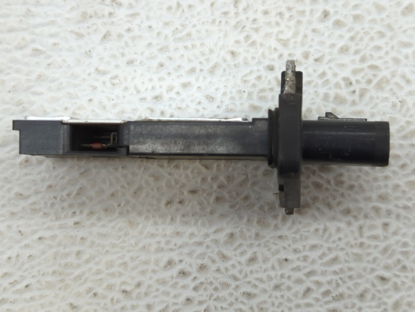 2004-2012 Ford Explorer Mass Air Flow Meter Maf - Oemusedautoparts1.com