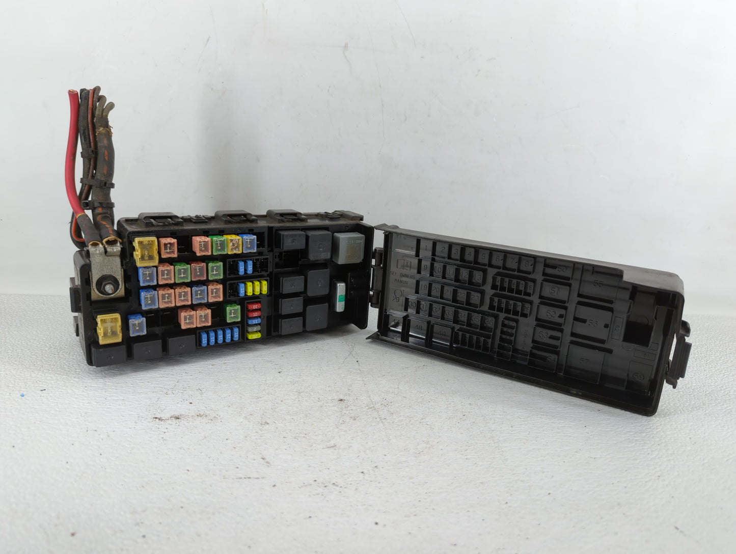 2002-2010 Ford Explorer Fusebox Fuse Box Panel Relay Module P/N:4L2T-14398-GG Fits OEM Used Auto Parts - Oemusedautoparts1.c