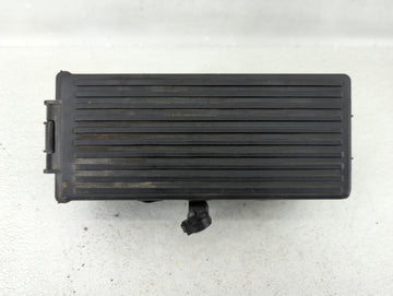 2002-2010 Ford Explorer Fusebox Fuse Box Panel Relay Module P/N:2L2T 14396 DJ 4L2T14398UD Fits OEM Used Auto Parts - Oemused