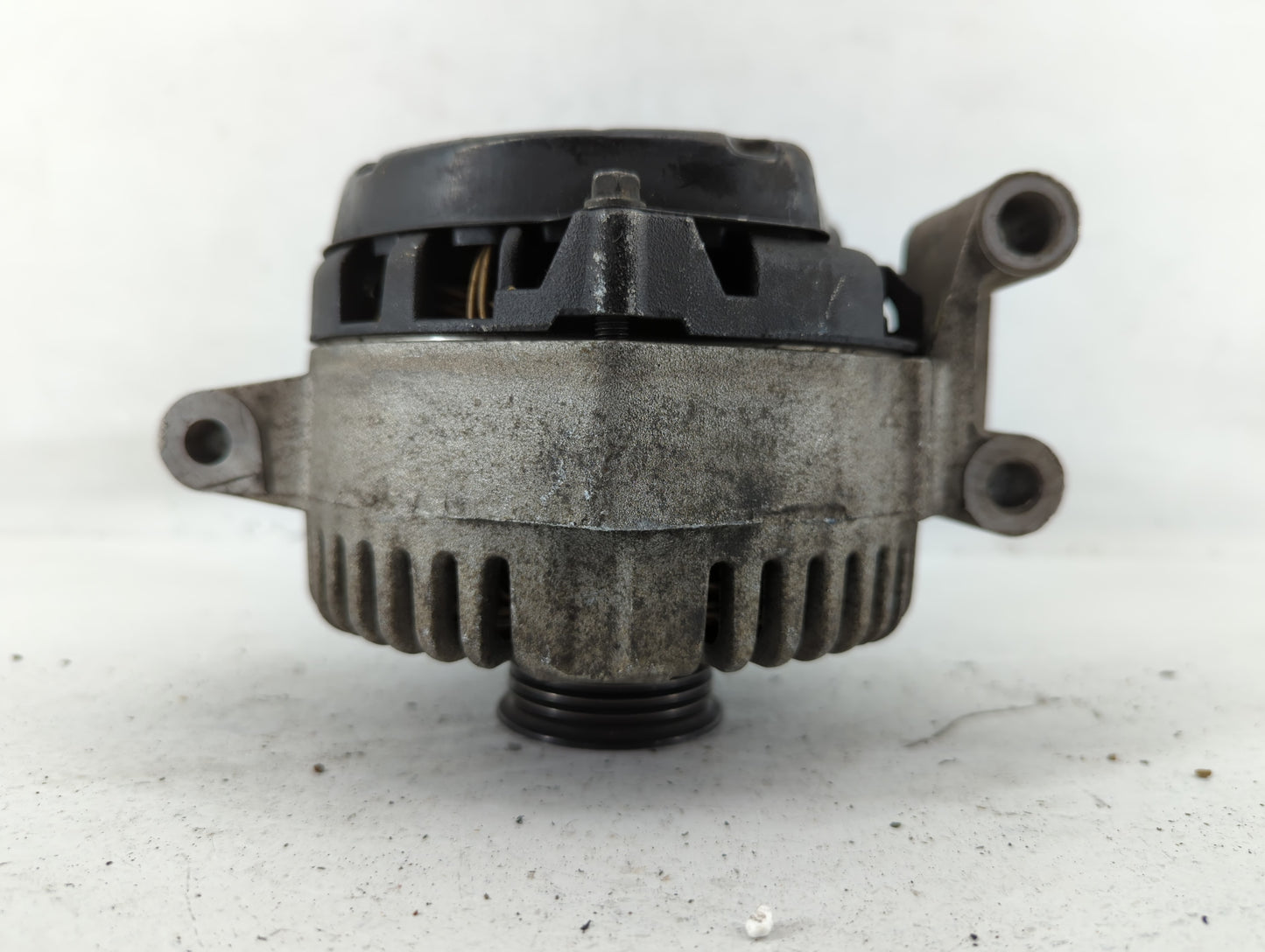 2004-2008 Ford Explorer Alternator Replacement Generator Charging Assembly Engine OEM P/N:1L2U-AB Fits OEM Used Auto Parts -