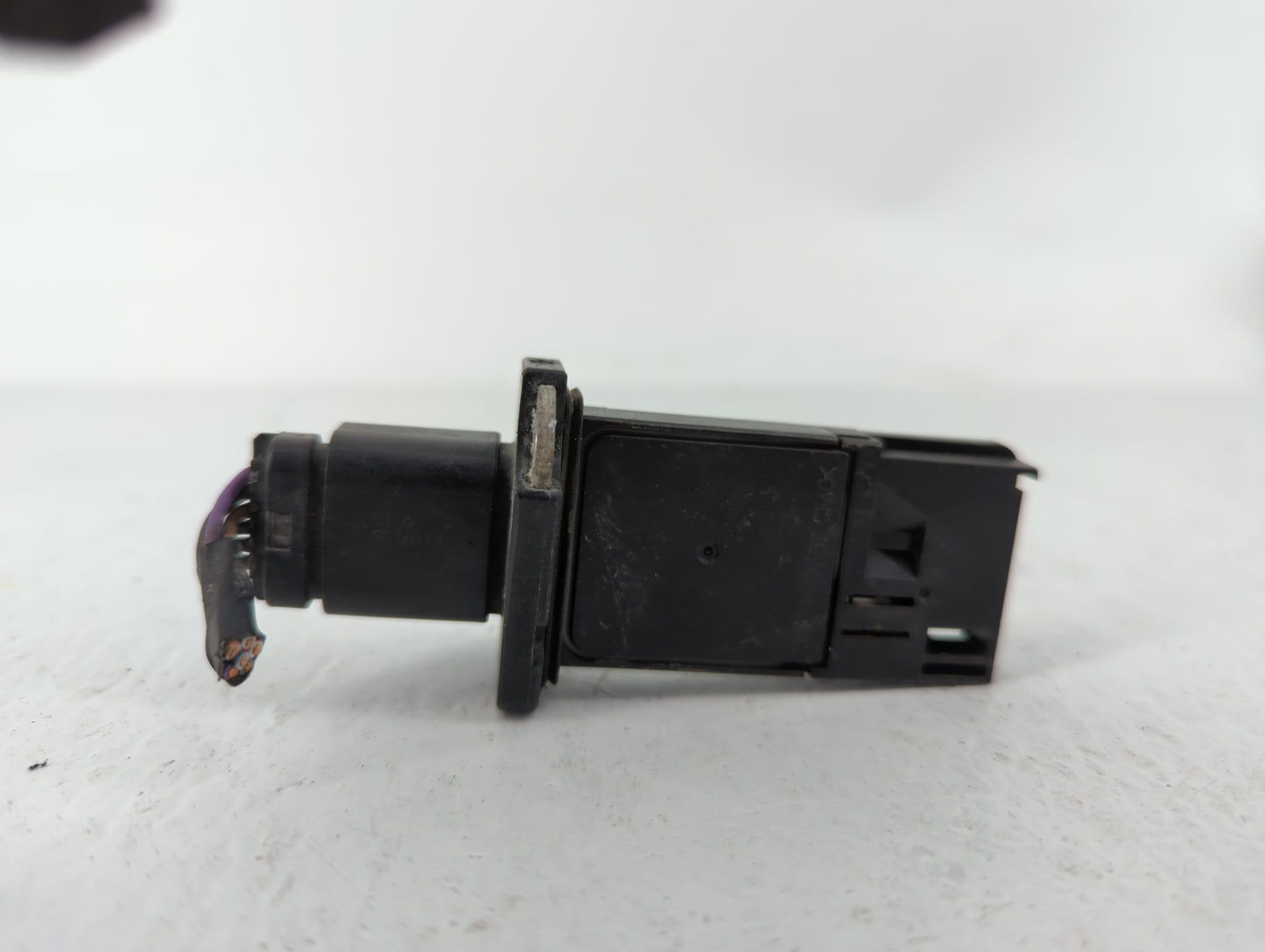 2004-2012 Ford Explorer Mass Air Flow Meter Maf - Oemusedautoparts1.com