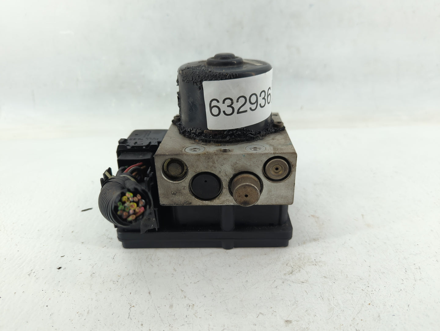 2004 Ford Explorer ABS Pump Control Module Replacement P/N:4L2T-2C219-AG Fits OEM Used Auto Parts - Oemusedautoparts1.com