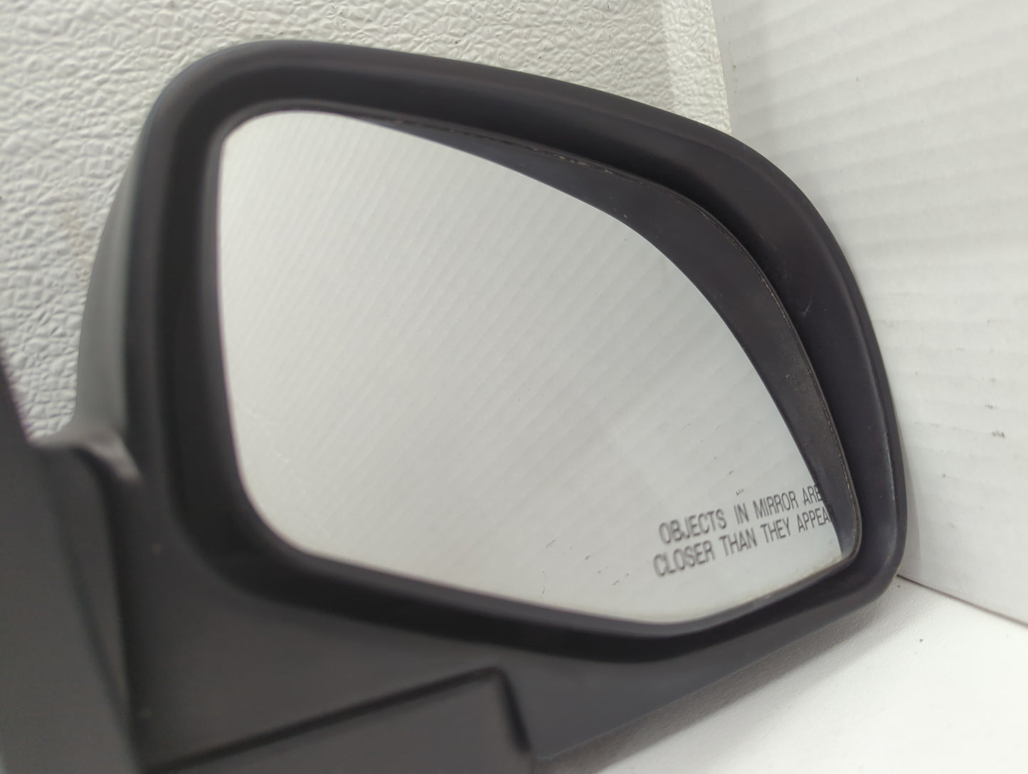 2002-2005 Ford Explorer Passenger Side View Mirror - Right Door Mirror OEM Used - Oemusedautoparts1.com