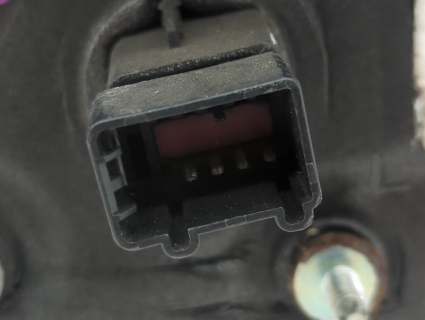 2002-2005 Ford Explorer Passenger Right Side View Manual Door Mirror - Oemusedautoparts1.com