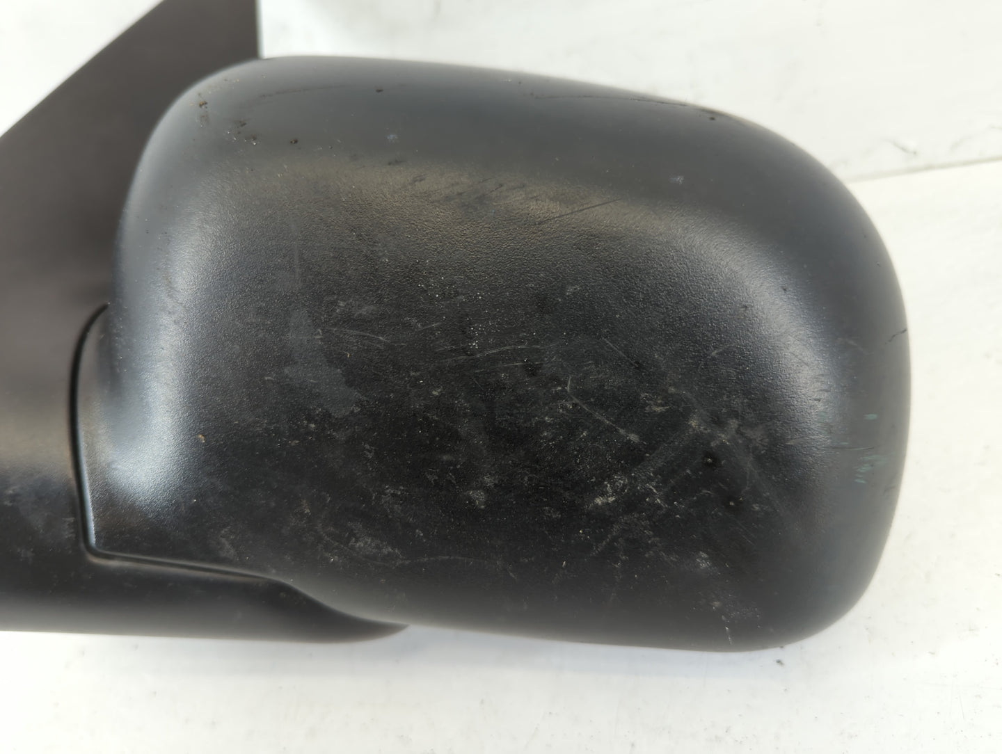 2002-2005 Ford Explorer Driver Side View Mirror - Left Door Mirror OEM Used - Oemusedautoparts1.com