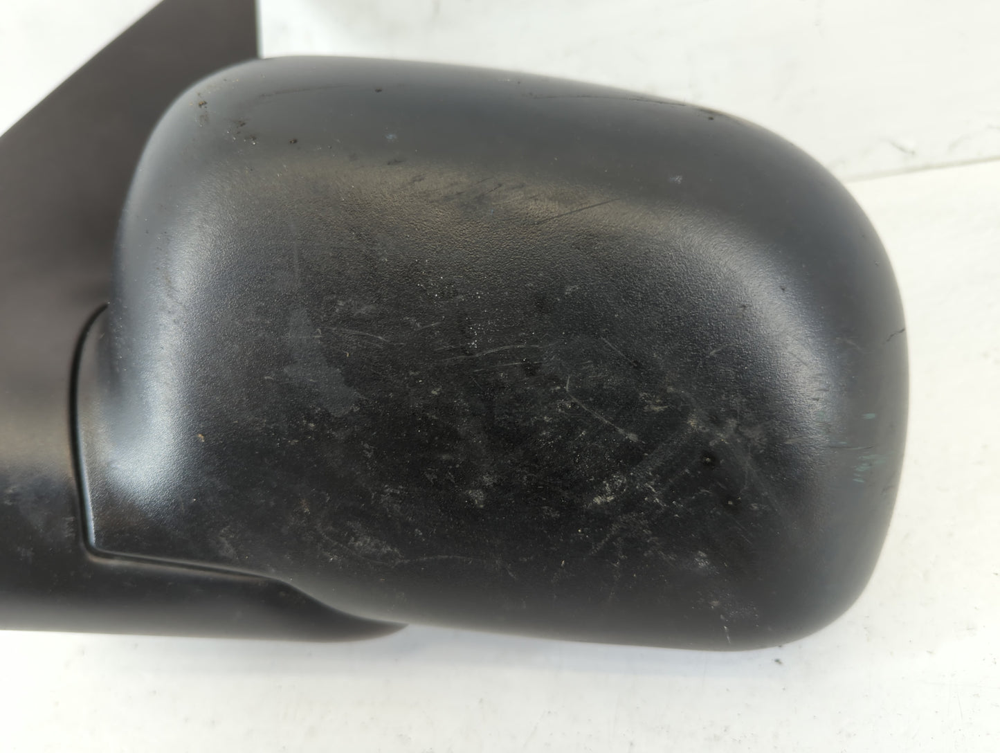 2002-2005 Ford Explorer Driver Side View Mirror - Left Door Mirror OEM Used - Oemusedautoparts1.com