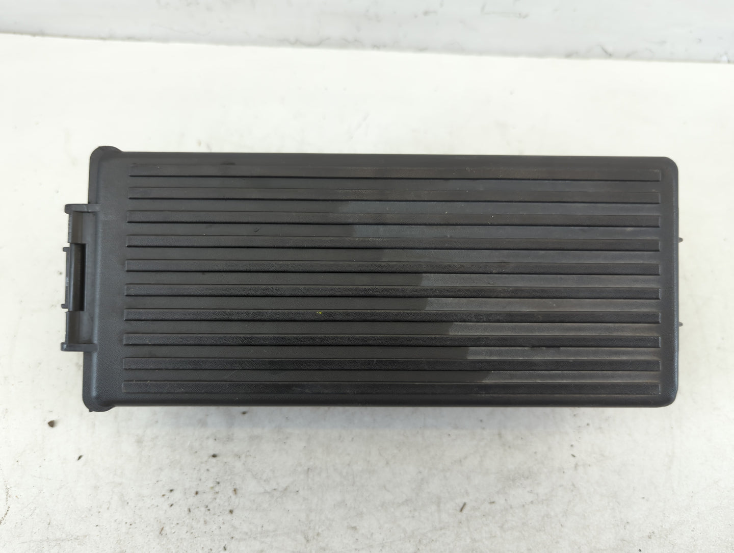 2001-2005 Ford Explorer Fusebox Fuse Box Panel Relay Module P/N:7154-4514 Fits Fits 2001 2002 2003 2004 2005 OEM Used Auto P