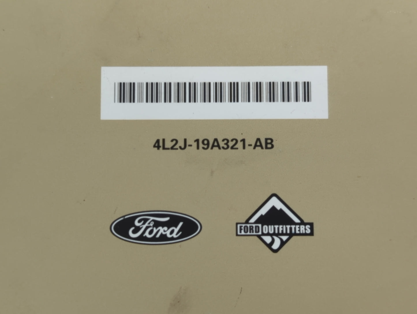 2004 Ford Explorer Owners Manual Book Guide P/N:4L2J-19A321-AB OEM Used Auto Parts - Oemusedautoparts1.com