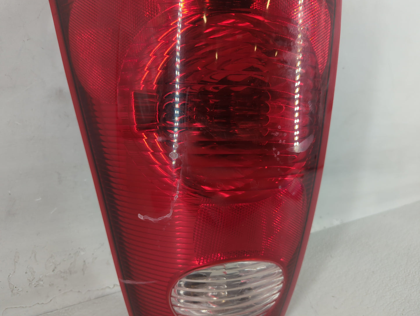 2001-2005 Ford Explorer Tail Light Assembly Passenger Right OEM P/N:1L54-13B504 A Fits Fits 2001 2002 2003 2004 2005 OEM Use