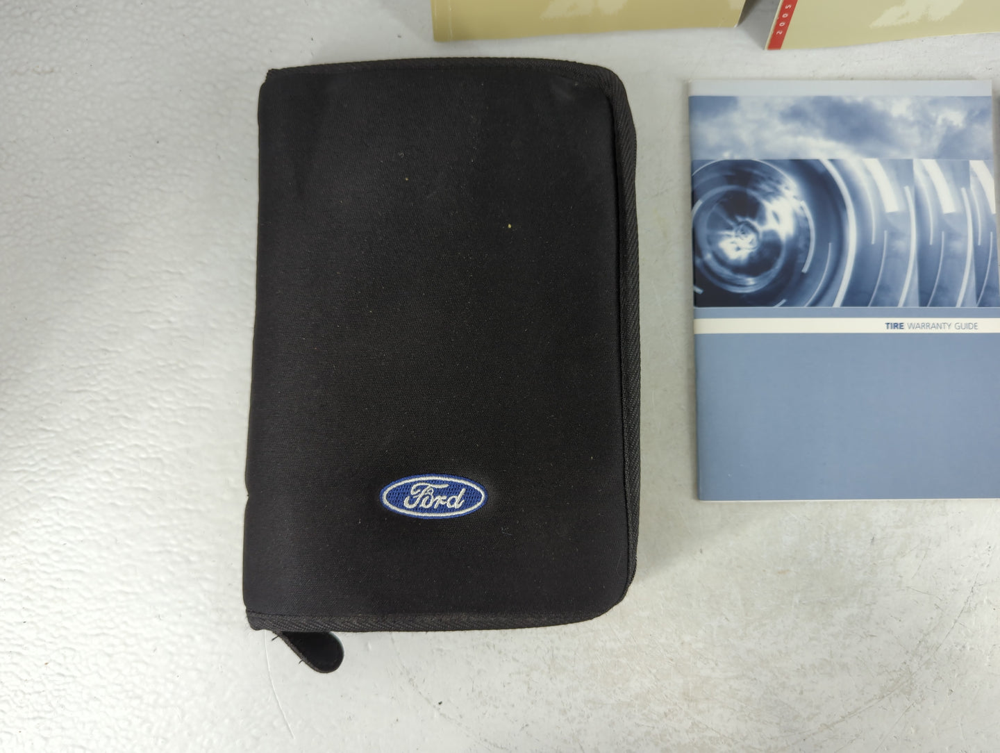 2004 Ford Explorer Owners Manual Book Guide OEM Used Auto Parts - Oemusedautoparts1.com