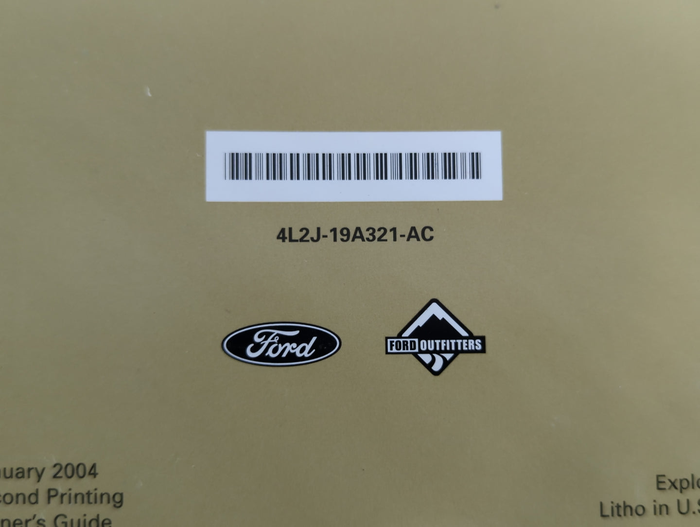 2004 Ford Explorer Owners Manual Book Guide P/N:4L2J-19A321-AC OEM Used Auto Parts - Oemusedautoparts1.com