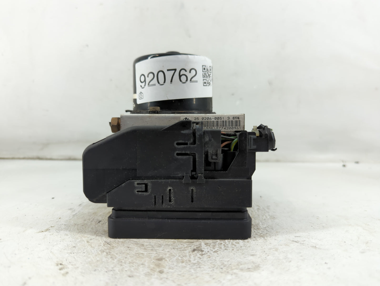 2004 Ford Explorer ABS Pump Control Module Replacement Fits OEM Used Auto Parts - Oemusedautoparts1.com
