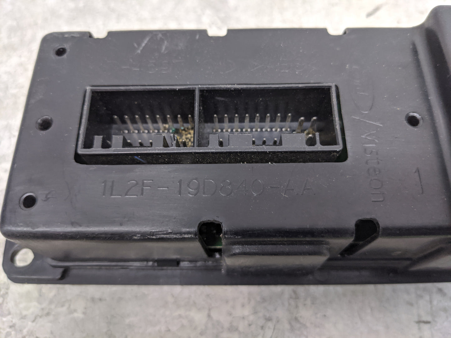 2002-2005 Ford Explorer Climate Control Module Temperature AC/Heater Replacement P/N:1L2F-19D840-AA Fits Fits 2002 2003 2004