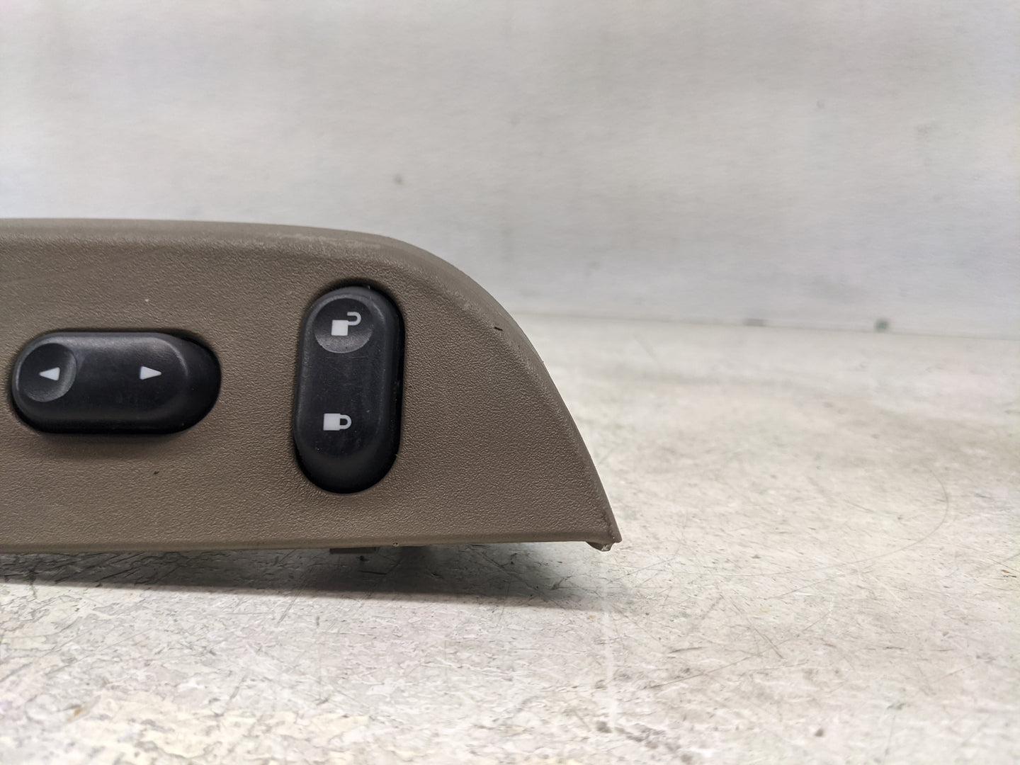 2004 Ford Explorer Master Power Window Switch Replacement Driver Side Left Fits OEM Used Auto Parts - Oemusedautoparts1.com