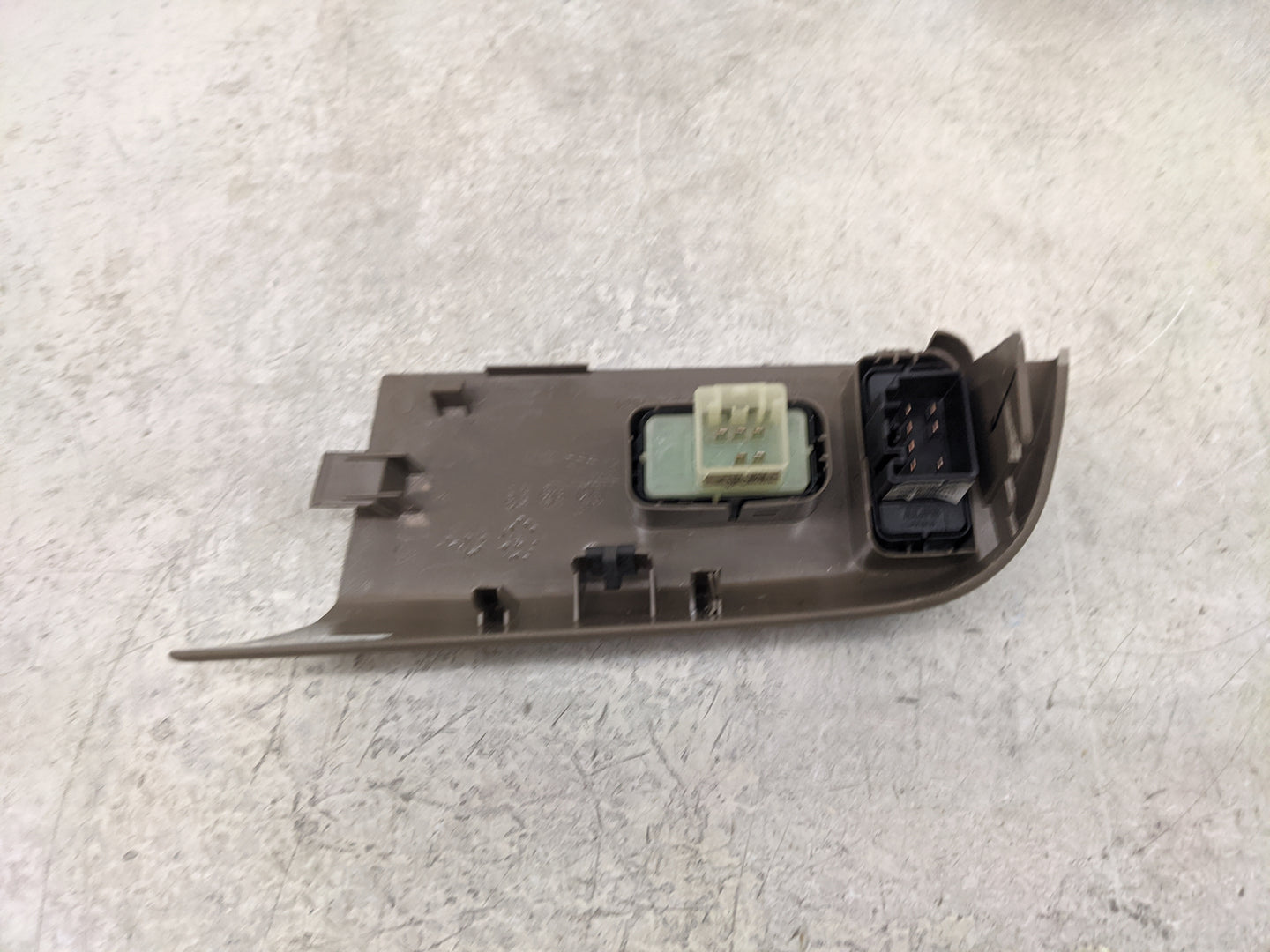 2004 Ford Explorer Master Power Window Switch Replacement Driver Side Left Fits OEM Used Auto Parts - Oemusedautoparts1.com