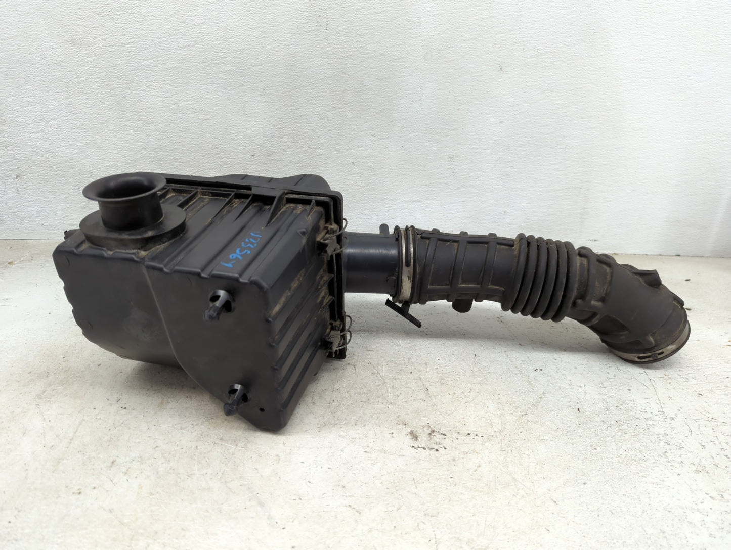 2002-2005 Ford Explorer Sport Trac Air Cleaner Intake-duct Hose Tube 1459669 - Oemusedautoparts1.com