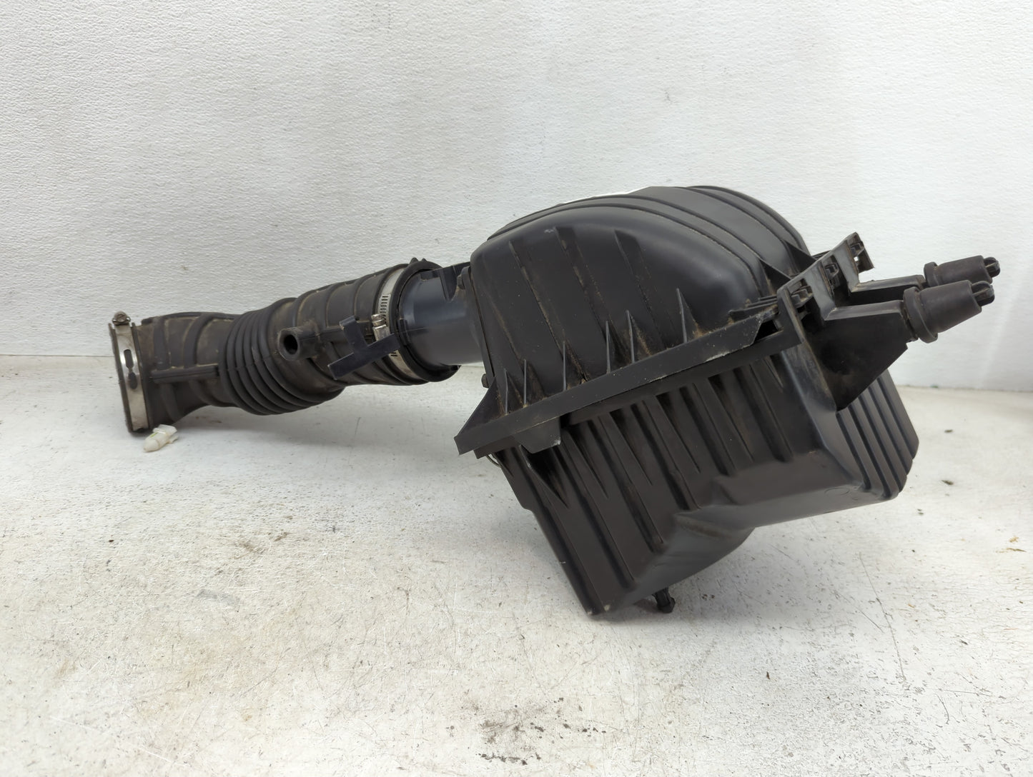 2002-2005 Ford Explorer Sport Trac Air Cleaner Intake-duct Hose Tube 1459669 - Oemusedautoparts1.com