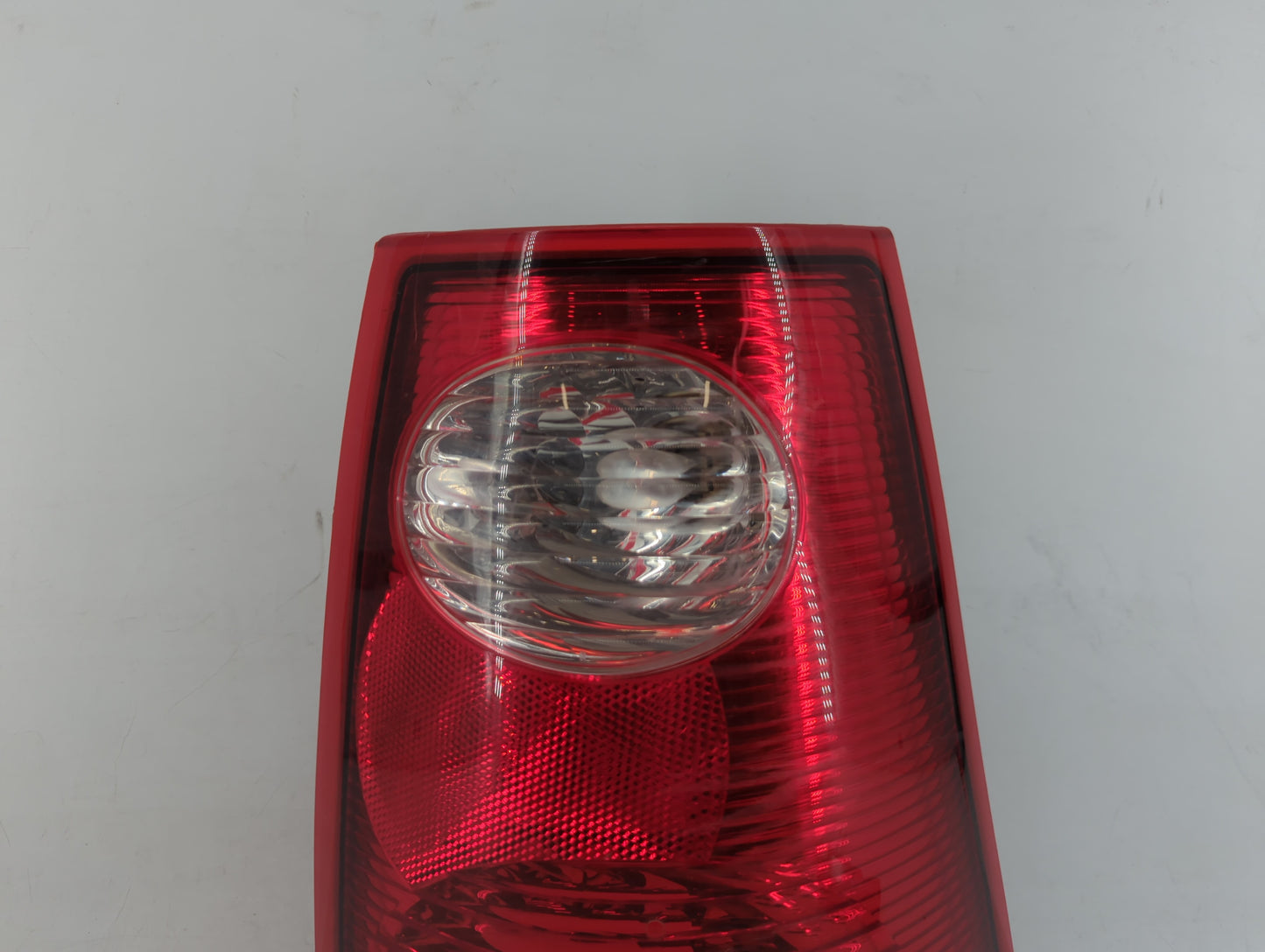 2001-2005 Ford Explorer Sport Trac Tail Light Assembly Passenger Right OEM P/N:1L54-13B504-A FR304-U000R Fits OEM Used Auto 