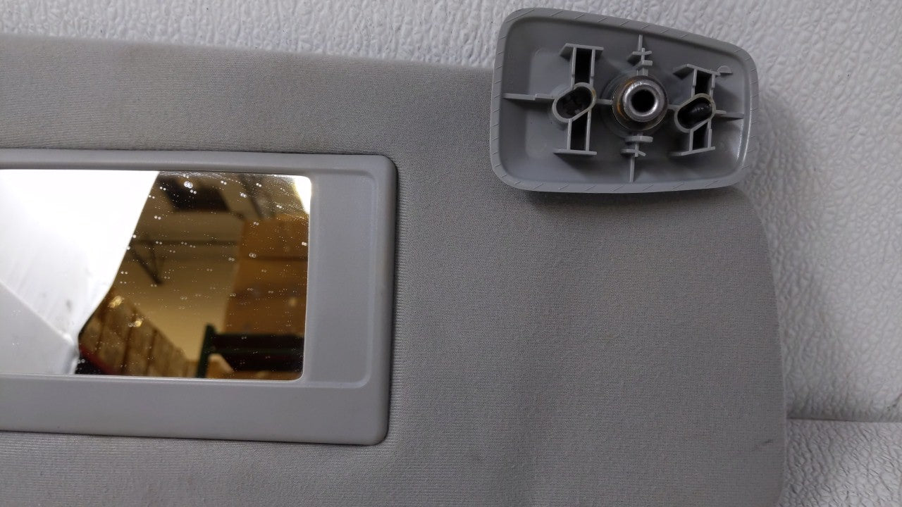 2004-2008 Ford F-150 Sun Visor Shade Replacement Passenger Right Mirror Fits Fits 2004 2005 2006 2007 2008 OEM Used Auto Par