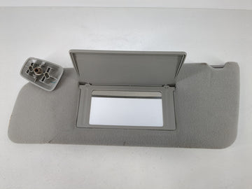 2004-2008 Ford F-150 Sun Visor Shade Replacement Passenger Right Mirror Fits Fits 2004 2005 2006 2007 2008 OEM Used Auto Par