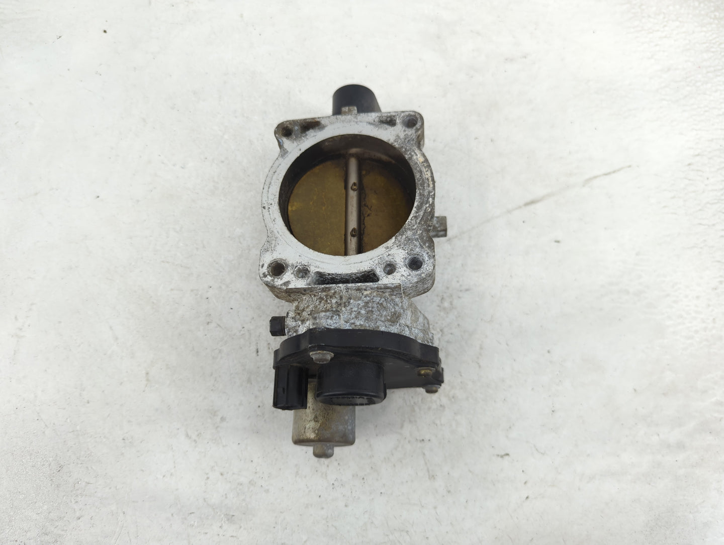 2004-2010 Ford F-150 Throttle Body Fits Fits 2004 2005 2006 2007 2008 2009 2010 OEM Used Auto Parts - Oemusedautoparts1.com