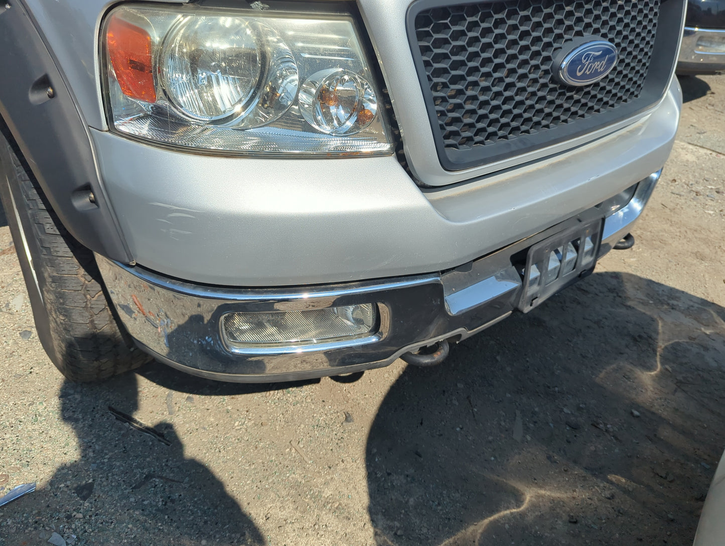 2004-2005 Ford F-150 Front Bumper - Oem - Oemusedautoparts1.com