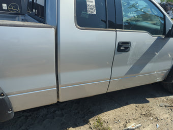 compare product 2004-2008 Ford F-150 Passenger Rear Door Window Oem
