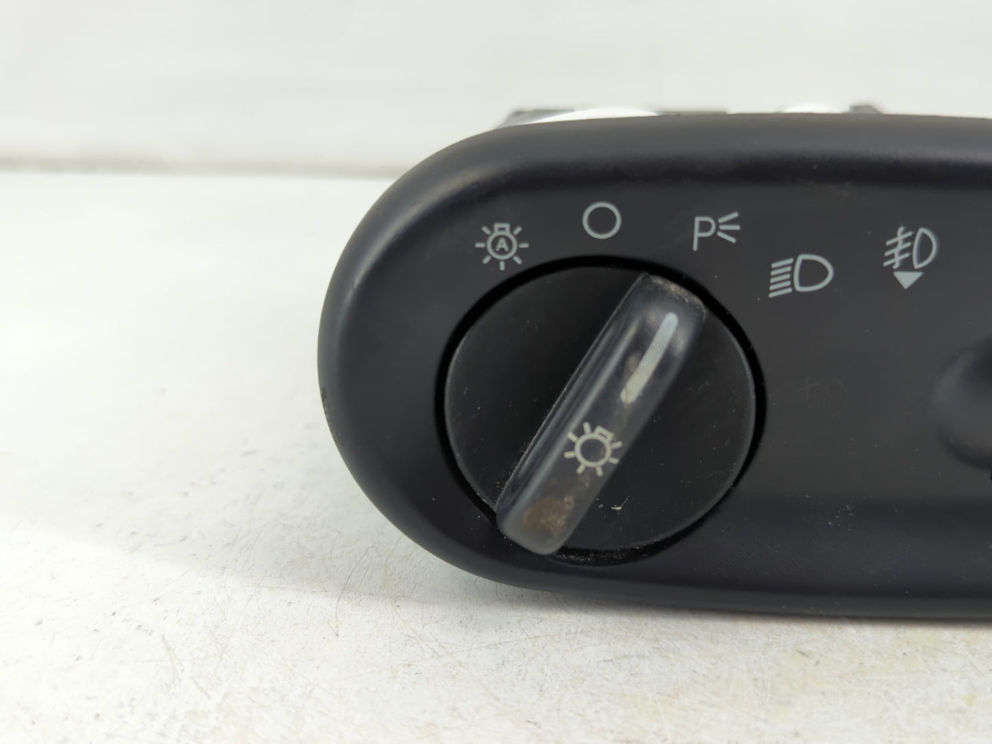2004 Ford F-150 Headlight Head Light Switch Lamp Control - Oemusedautoparts1.com