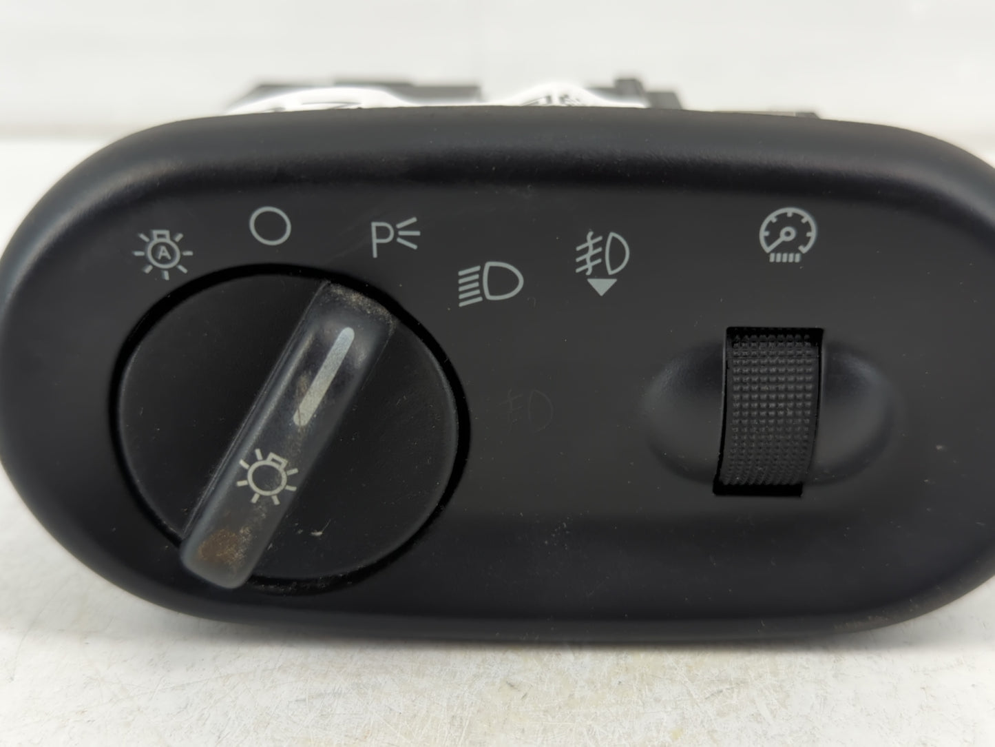 2004 Ford F-150 Headlight Head Light Switch Lamp Control - Oemusedautoparts1.com