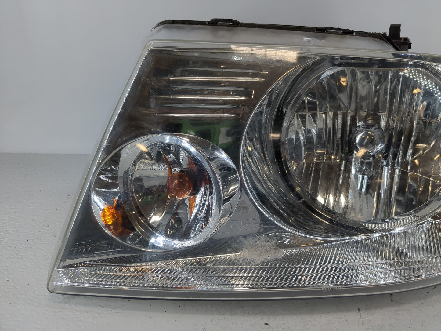 1997-2003 Ford F-150 Driver Left Oem Head Light Headlight Lamp - Oemusedautoparts1.com