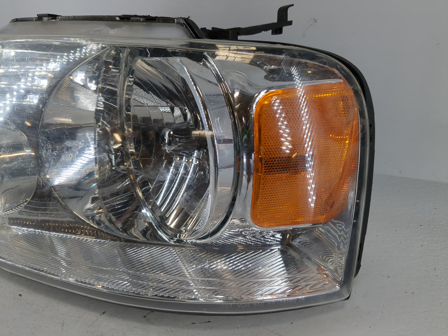 1997-2003 Ford F-150 Driver Left Oem Head Light Headlight Lamp - Oemusedautoparts1.com