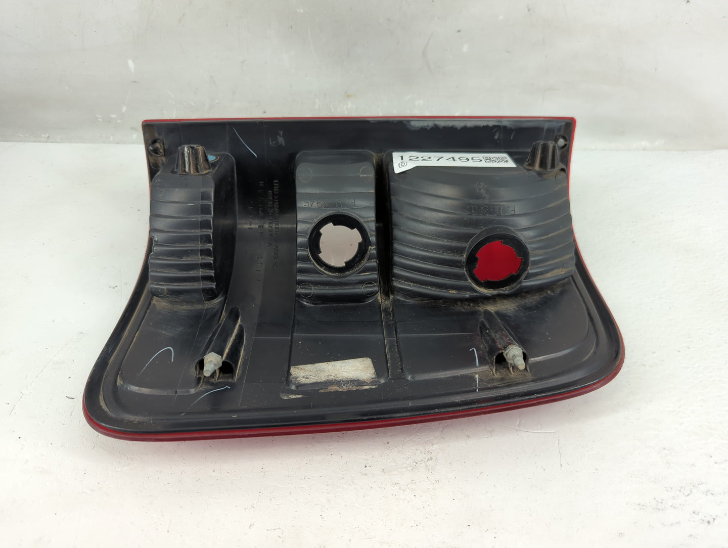 2004-2008 Ford F-150 Tail Light Assembly Driver Left OEM Fits Fits 2004 2005 2006 2007 2008 OEM Used Auto Parts - Oemusedaut