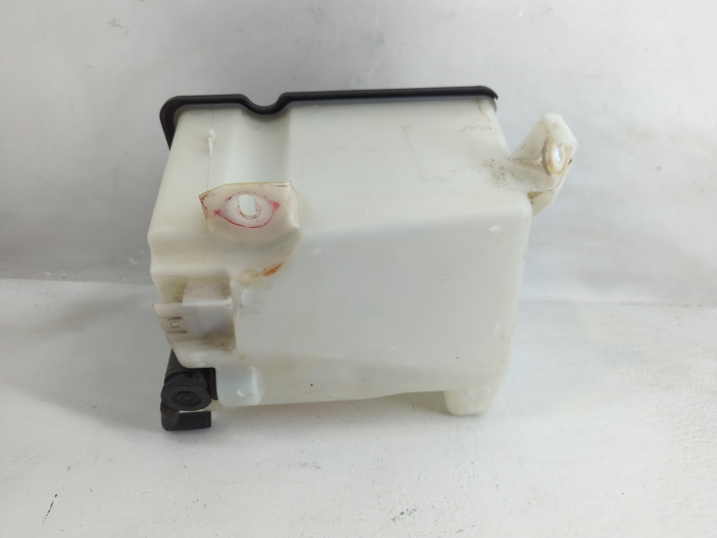 1998-2006 Ford F-150 Windshield Washer Fluid Reservoir Bottle Oem - Oemusedautoparts1.com