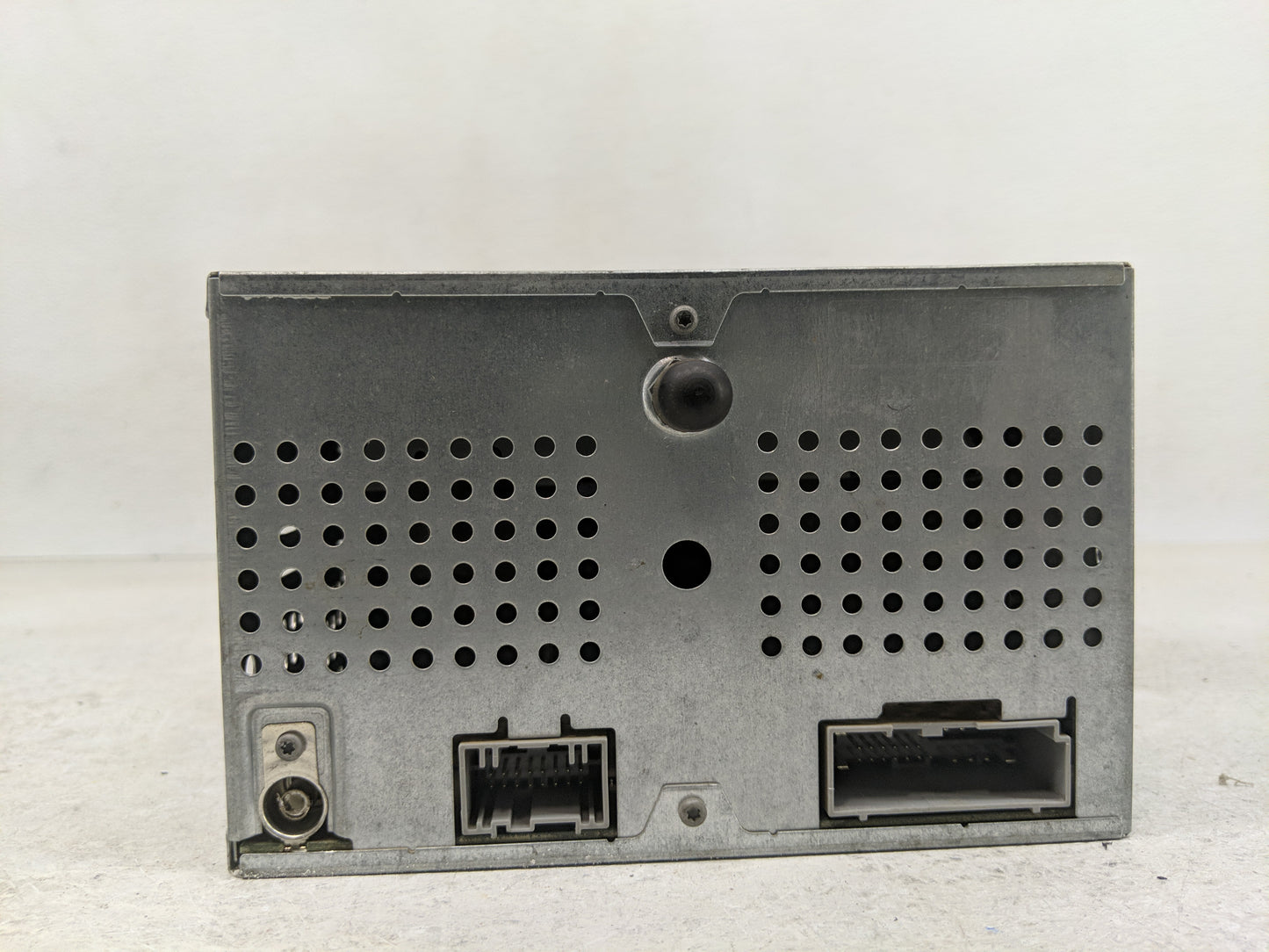 2004 Ford F-150 Radio AM FM Cd Player Receiver Replacement P/N:8C3T-18C869-EB Fits OEM Used Auto Parts - Oemusedautoparts1.c