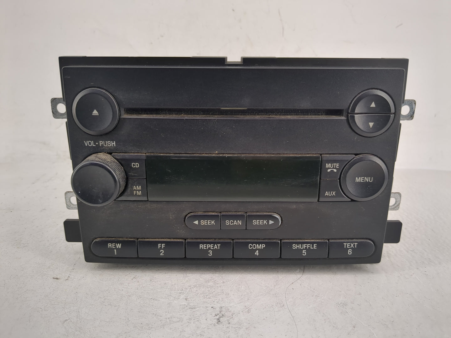 2004 Ford F-150 Radio AM FM Cd Player Receiver Replacement P/N:4L3T-18C869-GC Fits OEM Used Auto Parts - Oemusedautoparts1.c
