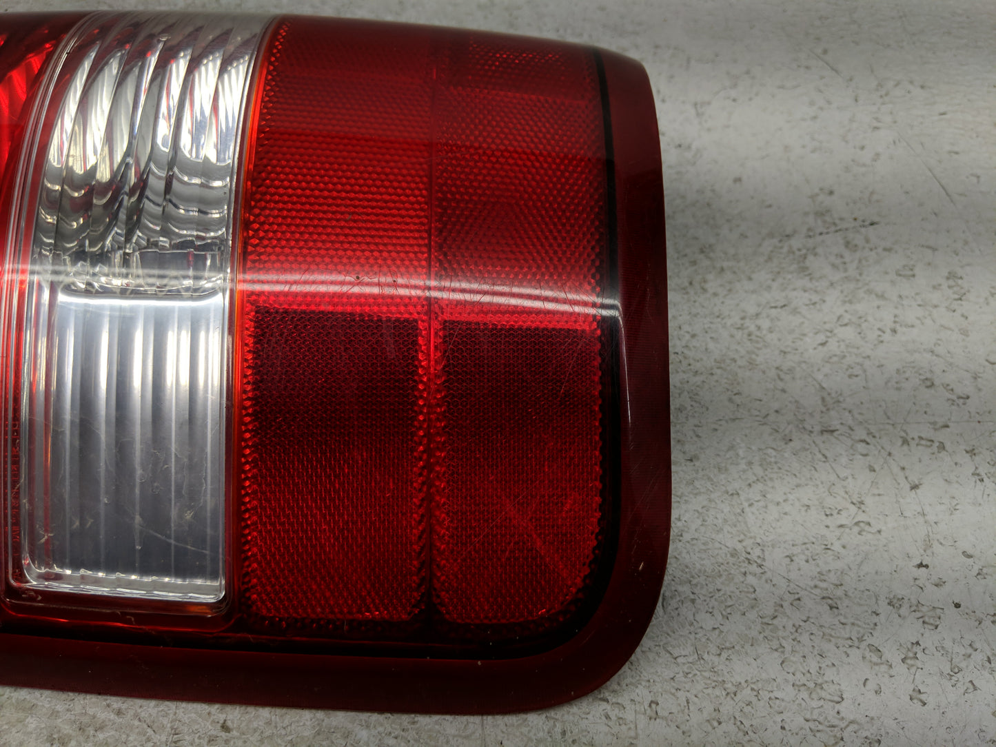 2001-2004 Ford F-150 Tail Light Assembly Driver Left OEM P/N:4L34-13B505-A Fits Fits 2001 2002 2003 2004 OEM Used Auto Parts