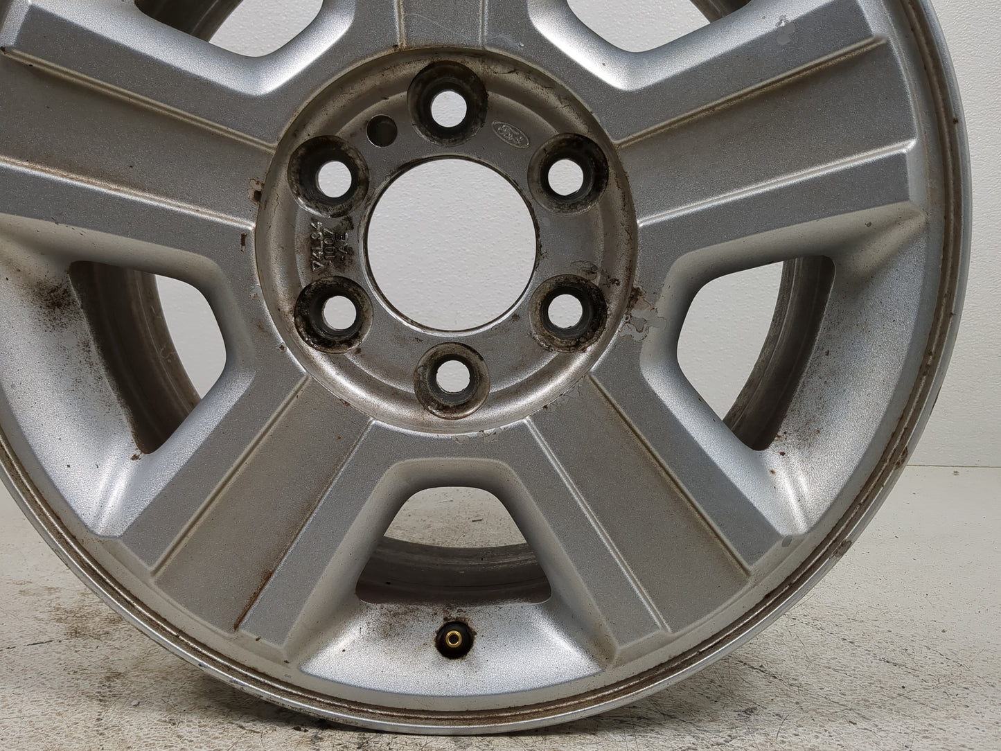 2004-2008 Ford F-150 Oem Wheel Rim 1374675 - Oemusedautoparts1.com