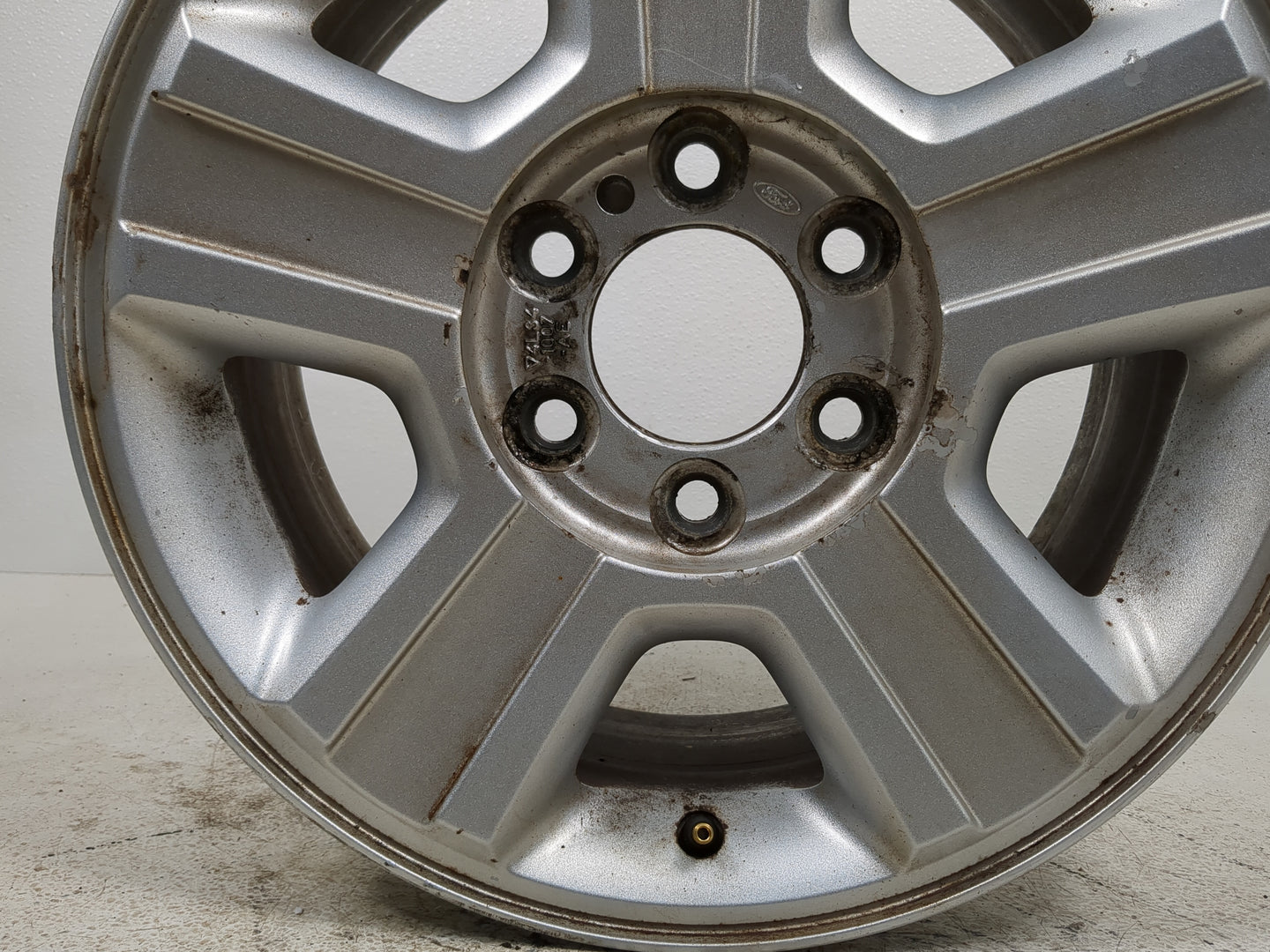 2004-2008 Ford F-150 Oem Wheel Rim 1374675 - Oemusedautoparts1.com
